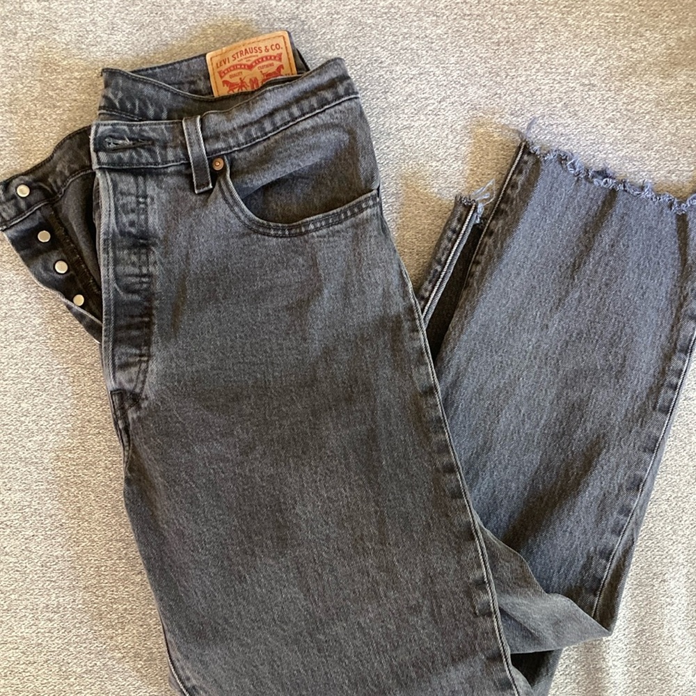 Levi's Charcoal/Black Cropped 501s